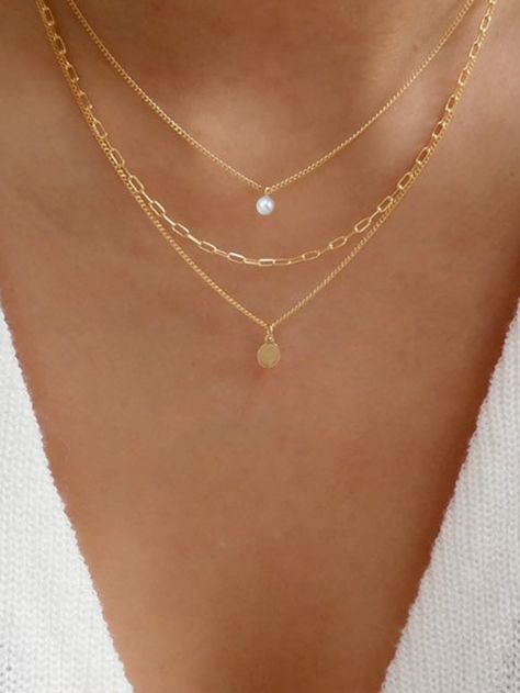 Faux Pearl & Disc Pendant Layered Necklace Minimalist Gold Jewelry Layered, Gold Stacked Necklaces Simple, Simple Gold Necklace Stack, Gold Stackable Necklaces, Basic Gold Jewelry, Jewelery Aesthic, Summer Necklace Stack, Dainty Necklace Stack, Gold Jewellery Simple