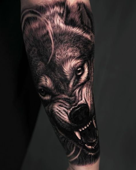 Arm Tattoos Wolf, Howling Wolf Tattoo, Lone Wolf Tattoo, Wolf Tattoos For Women, Wolf Tattoo Ideas, Wolf Tattoos Men, Wolf Tattoo Sleeve, Wolf Silhouette, Wild Tattoo