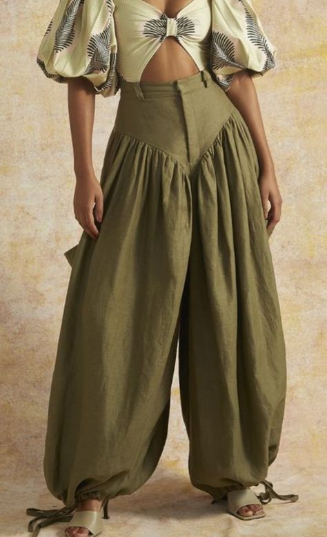 Green Cargo, Diy Sewing Clothes, Hippie Outfits, Mode Inspo, Fantasy Fashion, Looks Style, Fashion Sewing, Lifestyle Brand, A Love