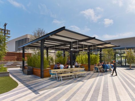 Food Court Design Outdoor, Food Court Design, Outdoor Restaurant Patio, Outdoor Studio, Small Restaurant Design, Restaurant Bathroom, Outdoor Restaurant Design, Eco Buildings, Restaurant Patio