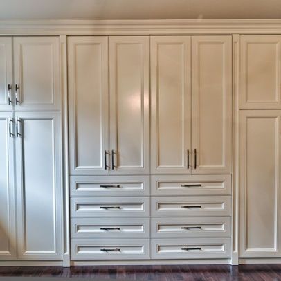 Closet Door Alternative, Placard Design, Bedroom Built Ins, Bedroom Built In Wardrobe, Small Bedroom Remodel, Closet Built Ins, Revere Pewter, Real Estat, Wall Closet