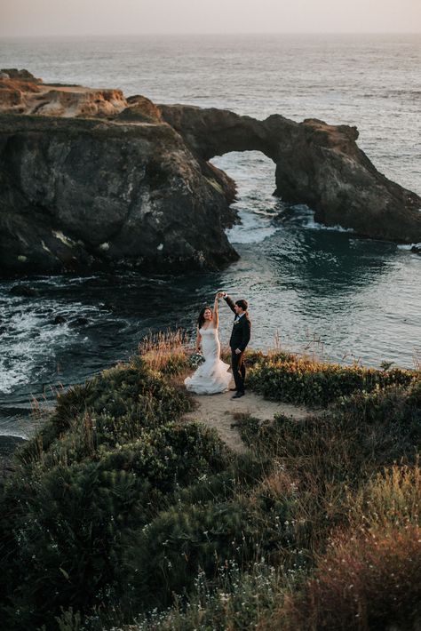 Mendocino California Wedding, Northern California Coastal Wedding, Big Sur California Elopement, California Coast Elopement, West Coast Elopement, Carmel Elopement, Elope California, Ocean Poses, Elopement Spots