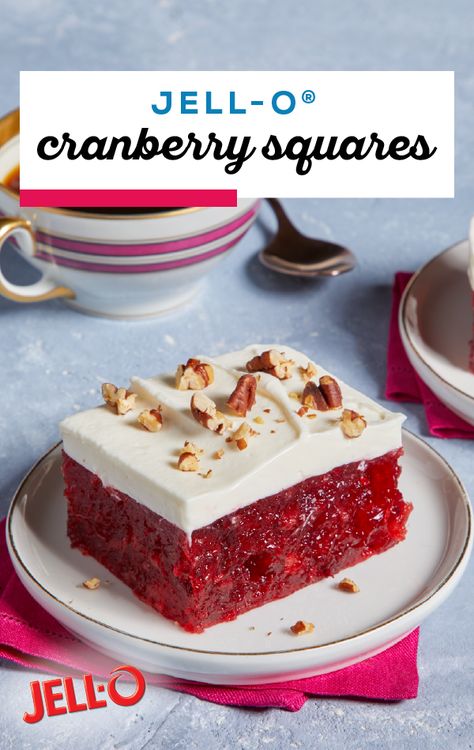 Cranberry Sauce With Pineapple, Cranberry Squares, Cranberry Jello Salad, Diy Christmas Ideas, Cranberry Jello, Cranberry Thanksgiving, Jello Dessert Recipes, Cream Cheese Topping, Jello Desserts