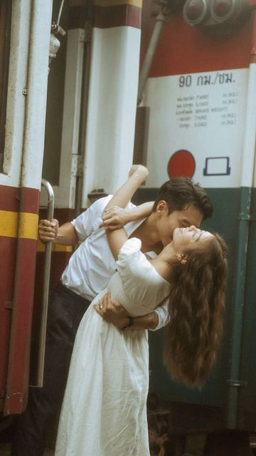 Amelyn Beverly on Instagram: "Movie: Lovers on the Bangkok Express ♥️🚂🎬  #DanandAmelyn" Old School Love, Instagram Movie, School Love, Billie Holiday, Couples Photoshoot, Bangkok, Old School, Film, On Instagram