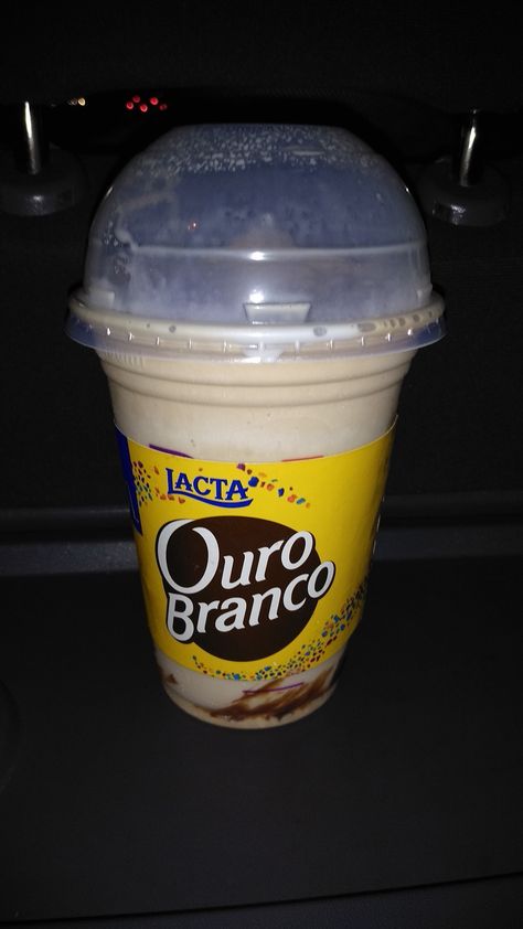 Milk Shake, Ouro Branco, McDonald's Mc Donald, Milk Shakes, Milk Shake, Dunkin Donuts Coffee, Dunkin Donuts Coffee Cup, Donuts, Yogurt, Coffee Cups, Milk