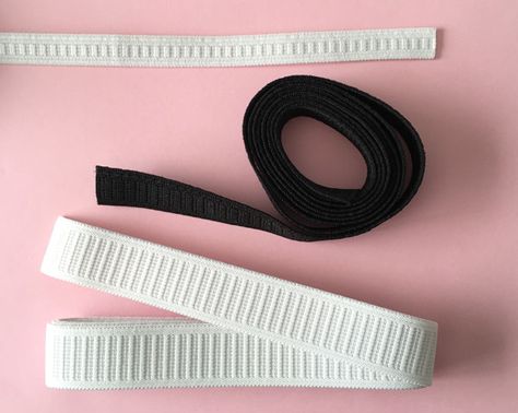 Quick Guide to the Different Types of Elastic for Sewing Elastic For Sewing, Sewing Gadgets, Sewing Machines Best, Serger Sewing, Sewing 101, Fitting Clothes, Sewing Class, Sewing Lessons, Sewing Skills