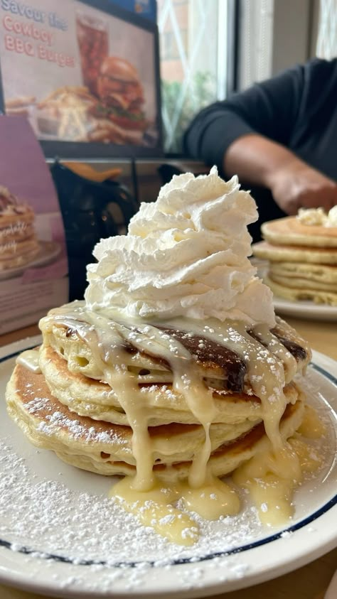 pancake - Ihop - summer goals - breakfast - foodie - foodblog - bust #pancakes #ihop #summer #breakfast #food #foodlover #girlblog Pancakes Ihop, Ihop Food, Ihop Breakfast, Ihop Pancakes, Breakfast Platter, Summer Breakfast, Check Mate, Middle School Outfits, Plating Ideas