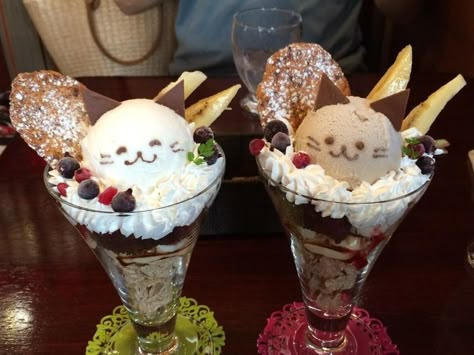 Japanese Parfait, Dessert Japanese, Kawaii Ice Cream, Cute Snacks, Japanese Candy, Japanese Dessert, Cat Cafe, Japanese Sweets, All I Ever Wanted