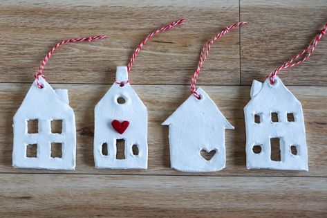 diy clay farmhouse ornaments House Ornaments Diy, Air Dry Clay Ornaments Diy, Easy Ornaments, Clay Christmas Decorations, Christmas Decs, Farmhouse Ornaments, Plaster Crafts, Pottery Houses, Air Dry Clay Projects