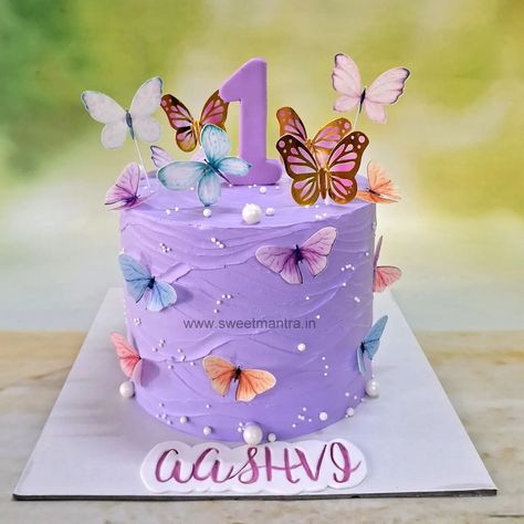 Butterfly theme whipped cream cake for girls 1st birthday in Pune . . . #butterflycake #butterfliescake #butterflies #1stbirthdaycake #customisedcakefordaughter #inpune #cakefordaughter #cakeforgirls #whippedcreamcake #bestcakesinpune 🚗 Delivery in Pune, PCMC ☎️ Contact 7058714701 🎂 Customized Designer cakes since 2013! [butterflycakepune, 1stbirthdaycakepune, butterflythemecakepune, customcakefordaughterinpune, customcakeforgirlsinpune, customcakeforboysinpune, kidsbirthdaycustom... Butterfly Birthday Cake For Girls Kids, Butterfly Cake Ideas For Kids, Butterfly Themed Cake, Cake For 1st Birthday, Marvel Birthday Cake, Butterfly Theme Cake, One Year Birthday Cake, Panda Birthday Cake, Whipped Cream Cake