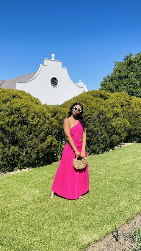 Cape Town Vacation Outfits, Wine Tasting Outfit, Wineries Outfit, Farm Clothes, Mom Fashion, Summer Black, Modest Fashion Outfits, Dope Outfits, Lookbook Outfits