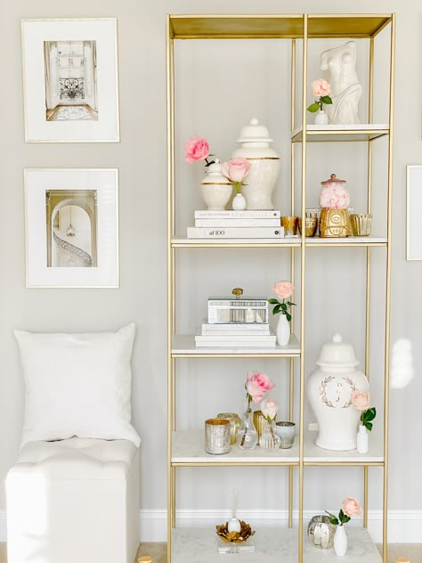 Classy Office Decor, Glass Bookcase, Guest Bedroom Design, Console Table Decorating, Beauty Room Decor, Dream Apartment Decor, Glam Room, Inside Design, Living Room Green