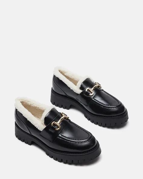 COZY + PREPPY + SMART LANDO Fur is a leather bit loafer lined in faux shearling and set on a substantial lug sole. #stevemadden #blackfurlinedloafer #AD Steve Madden Store, Bit Loafers, Women's Loafers, 5 Inch Heels, Fall Shoes, Trendy Shoes, Lug Sole, Shoe Game, Steve Madden Shoes