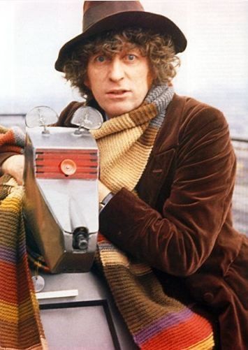 Tardis Console, Doctor Who Scarf, Retro Technology, Fourth Doctor, Tom Baker, 4th Doctor, Classic Doctor Who, Jelly Babies, 13th Doctor