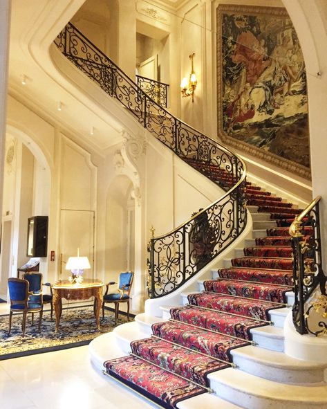 Paris Ritz, Mohamed Al Fayed, Get Hotter, Ritz Hotel, Hotels In Paris, Ritz Paris, Hotel In Paris, Classic Villa, Paris Luxury