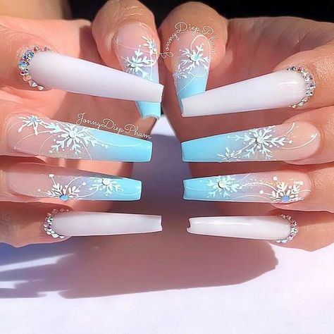 Winter Nail Designs Snowflakes, Azul Nails, Snow Nails, Plaid Nails, Winter Nails Acrylic, Acrylic Nails Coffin Pink, Snowflake Nails, Christmas Nails Acrylic, Bridal Nails