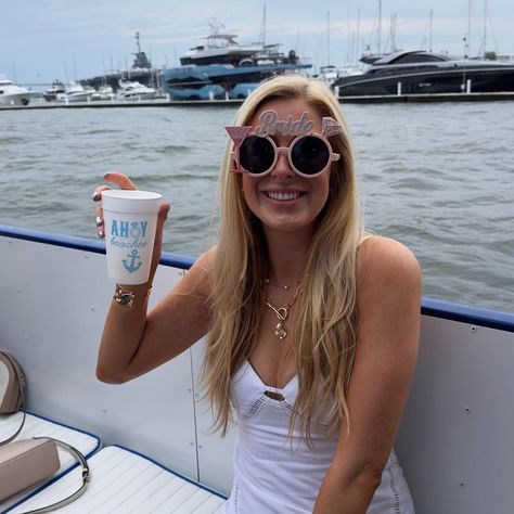 Have a destination bachelorette trip to plan or join? Charleston may be a great option for you. Here is why: 1. You can stay City or Beach; you pick your vibe 2. Private Party Boat Charters, Party Boat Charters, Booze Cruises 3. Restaurants, Restaurants, Restaurants! 3. Always an Event, Festival, or Concert 4. Boutique Shopping and Markets #boozecruise #travelguide #privateboat #futurebride #charlestonsc #summer2024 Destination Bachelorette, Bachelorette Inspo, Party Boat, Booze Cruise, Charleston Style, Bridal Squad, Bachelorette Ideas, Bachelorette Trip, Charter Boat