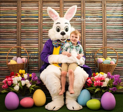 Easter Bunny Mini Session, Easter Bunny Backdrop Ideas, Easter Bunny Pictures Backdrop, Easter Bunny Photoshoot Ideas, Easter Bunny Photo Booth, Easter Bunny Photoshoot, Easter Bunny Photo Backdrop, Easter Bunny Photos, Easter Bunny Backdrop