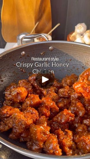 Asian Stir Fry Sauce, Wet Batter, Crowned Eagle, Chicken Cubes, Honey Chicken Recipe, Homemade Chinese Food, Ginger Powder, Chinese Cooking Recipes, Yum Recipes