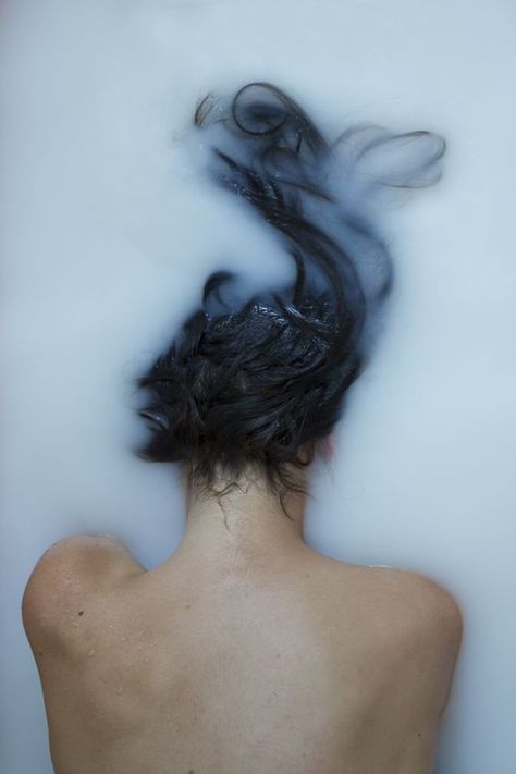 Milk Bath Photography. 20 Perfect Pictures