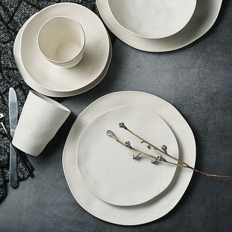 🍵✨ We found this ceramics beauty just for you, ceramics lovers! ✨ #CeramicsLovers #TablewareDesign #KitchenEssentials #MinimalistKitchen #Stoneware #HomeDecor #DiningInStyle #JapaneseDesign #KitchenInspo Bamboo Dinnerware, Picnic Plates, Noodles Soup, Dishware Sets, Modern Tableware, Camping Dinners, Bamboo Plates, Minimal Kitchen, Set Photo