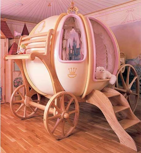 Making of a cinderella carriage bed #1: Wagon wheels - by grosa @ LumberJocks.com ~ woodworking community Cinderella Carriage Bed, Cinderella Bed, Cool Toddler Beds, Carriage Bed, Unique Bed Design, Cinderella Pumpkin Carriage, Creative Beds, Cinderella Coach, Blue Ivy Carter