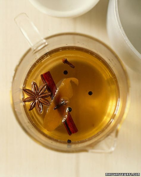 Celebrate seasonal spices with a simple syrup infused with cinnamon, cloves, star anise, orange peel, and black peppercorns. Vanilla Simple Syrup, Simple Syrup Recipe, Cinnamon Simple Syrup, Chinese Cooking Wine, Simple Syrup Recipes, Guy Fieri, Chili Oil, Syrup Recipe, Star Anise