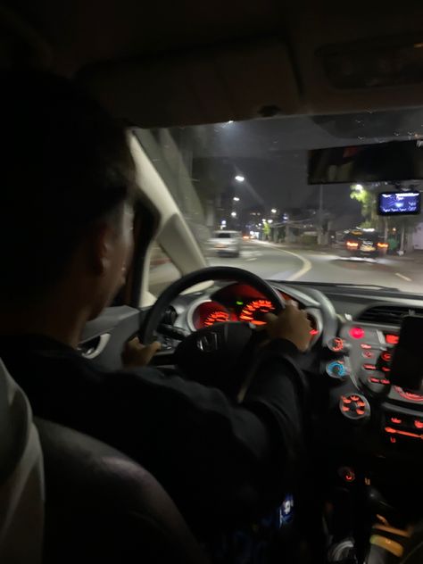 night drives chaotic pictures blurry aesthetic pics Chaotic Night Aesthetic, Chaotic Girl Aesthetic, Chaotic Pictures, Blurry Aesthetic, Chaotic Energy, Mcu Dr, Night Drives, Night Photos, Future Goals