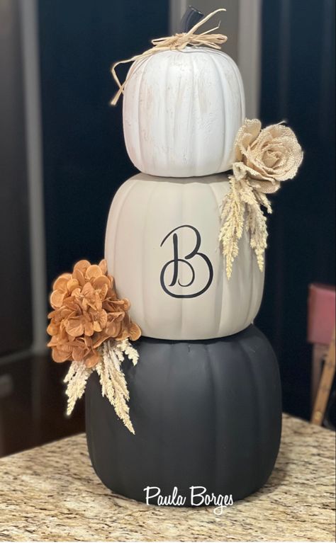 Stackable Pumpkins, Stacking Pumpkins, Pumpkins Ideas, Fall Pumpkin Crafts, Dollar Tree Pumpkins, Fall Decor Diy Crafts, Fall Decor Dollar Tree, Dollar Tree Halloween, Porch Pumpkins