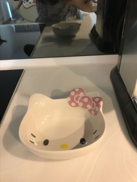 Pink Dinnerware, Hello Kitty Cute, Images Hello Kitty, Hello Kitty Mug, Hello Kitty Aesthetic, Images Kawaii, Hello Kitty Accessories, Hello Kit, Pink Hello Kitty