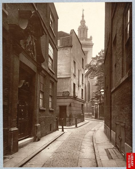 College Street.City.1880 Victorian London, London History, London Museums, The Cloisters, Wedding Fun, Old Street, London Town, Old London, London Photos