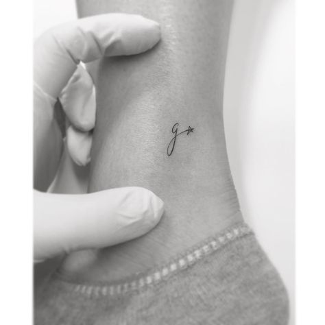 G Tatoos Letter, Minimalist Tattoo Letters, Small G Tattoo, P Tattoo Letter Design, Letter G Tattoo Ideas, Georgia Tattoo Ideas, G Tattoo Letter Design, P Tattoo Letter, G Letter Tattoo