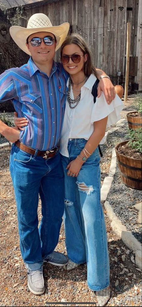 Ranch Wife Outfits, Stockshow Outfits, Stampede Outfit, Western Boho Fashion, Western Summer Outfits, Casual Cowgirl, Cute Western Outfits, Country Relationships, Country Fits