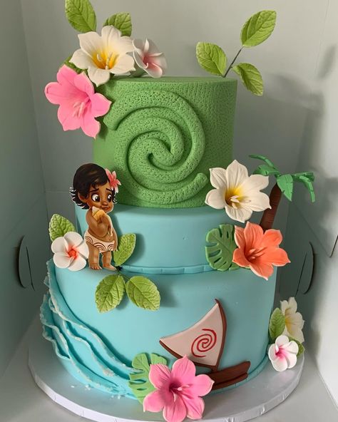 Moana Party Desserts, Moana Cake And Cupcakes, Moana First Birthday Cake, Moana Bday Cake, Moana Gender Reveal, 2nd Birthday Moana Theme, Moana 2 Birthday Party Ideas, Moana Themed Birthday Cake, Moana Sweet 16