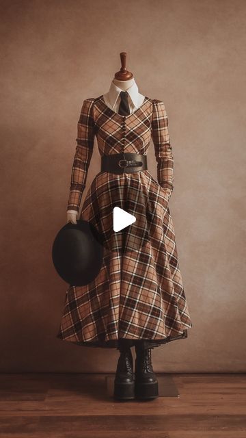 Enola Holmes Costume, Vintage Academia, Ig Reels, Outfit Costume, Academia Fashion, Steampunk Costume, Enola Holmes, Autumn Dress, Neoclassical