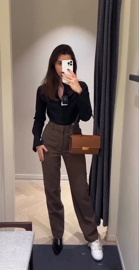 Massimo Dutti Outfit, Fav Pants, Nice Clothes, Classy Chic, Pink Princess, Business Outfits, Office Outfits, Massimo Dutti, Aesthetic Outfits