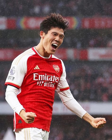 Tomiyasu Arsenal, Takehiro Tomiyasu, Arsenal Goal, Arsenal Wallpapers, Arsenal Players, Arsenal Fc, Manchester United, Arsenal, Special Features