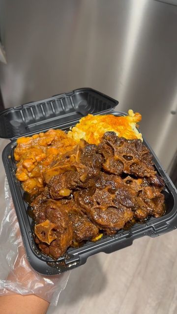 Oxtail Plates, Soul Food Aethstetic, Soul Food Meals, Soul Food Dinner Party, Soul Food Plates, Ordered Food, Healthy Soul Food, Food Plates, Candied Yams