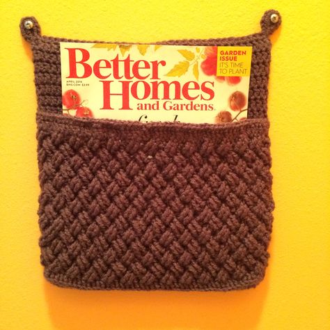 Crochet Diagonal Basketweave Magazine Holder Crochet Mail Holder, Crochet Magazine Holder, Newspaper Holder, Mail Holder, File Organiser, Crochet Basket Pattern, Magazine Holders, Crochet Magazine, Crochet Basket