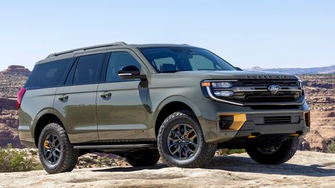 2025 Ford Expedition First Look: Introducing the Off-Road Tremor Expedition Vehicle Ford, Ford Expedition Off Road, Vision List, Murdered Out, Large Suv, Lincoln Aviator, Long Car Rides, Ford Excursion, All Terrain Tyres