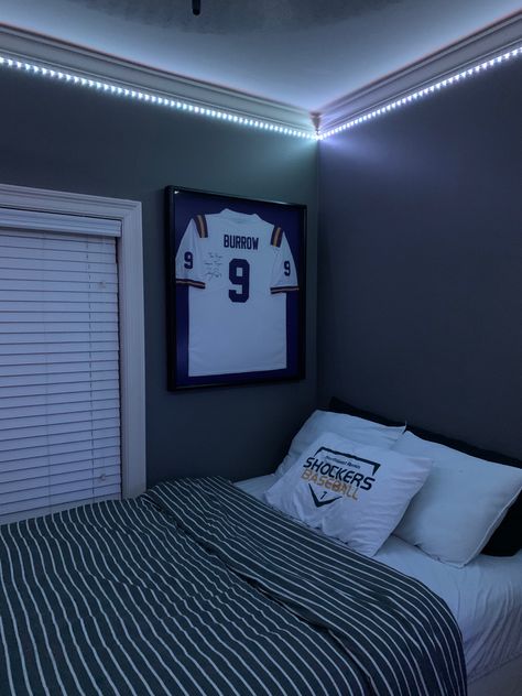 12 Year Boy Room Ideas, Teen Boy Bedroom Led Lights, Boys Room With Led Lights, Teenage Boys Bedroom Ideas Led Lights, Boy Room Led Lights, Boys Room Led Lights, Boys Room Ideas Teenagers Teen Bedroom, Teen Guy Room, Teen Bedroom Boy