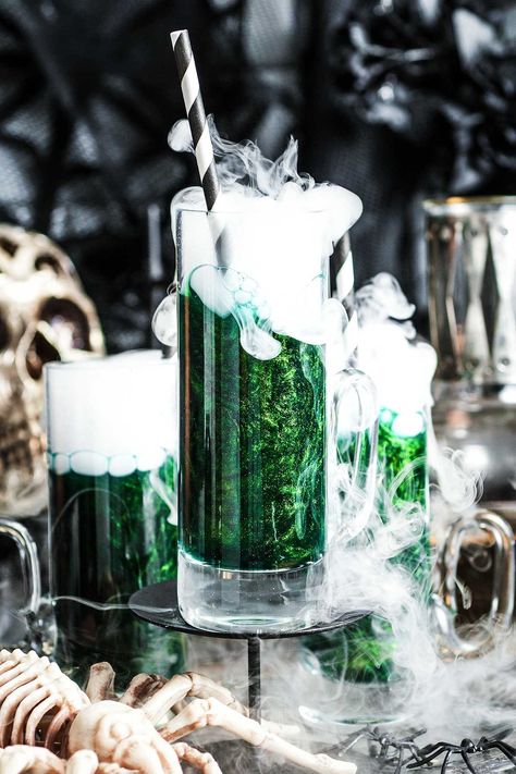 Halloween Punch - Homemade Hooplah Zombie Brain Shot, Halloween Punch Recipes, White Russian Cocktail, Zombie Brains, Monster Munch, Halloween Punch, Black Food Coloring, Alcoholic Punch, Halloween Cocktail