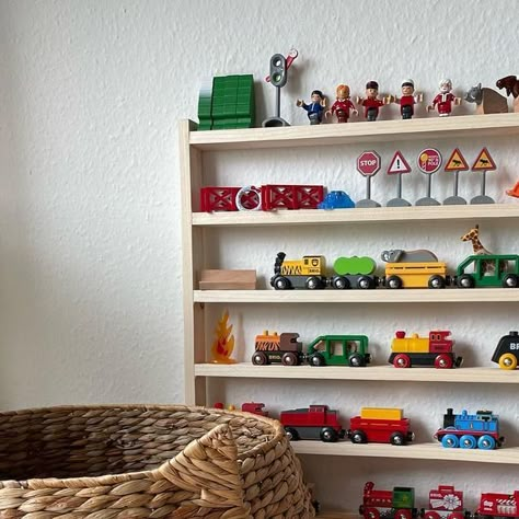 Train Set Storage, Thomas The Train Storage Ideas, Brio Train Storage, Wooden Train Storage, Brio Storage, Brio Train Table, Toy Train Storage, Train Shelf, Brio Train Track