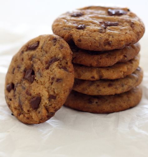 Eggless Chocochip Cookies, Chocolate Cookie Recipes Easy, Crunchy Chocolate Chip Cookies, Eggless Cookies, Eggless Chocolate Chip Cookies, Chocolate No Bake Cookies, Choco Chip Cookies, Eggless Chocolate Cake, Chaat Recipe