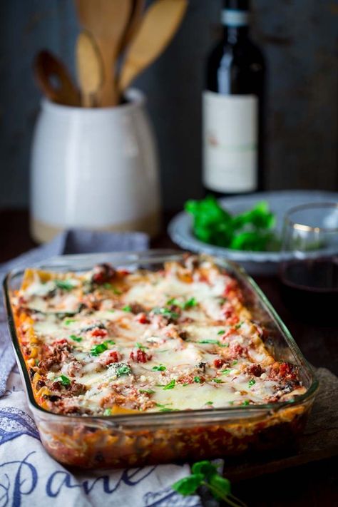 Lasagna With Spinach, Beef Lasagna, Healthy Beef Recipes, Gluten Free Kids, Healthy Beef, Basil Recipes, Spinach Lasagna, Lasagna Recipe, Seasonal Recipes