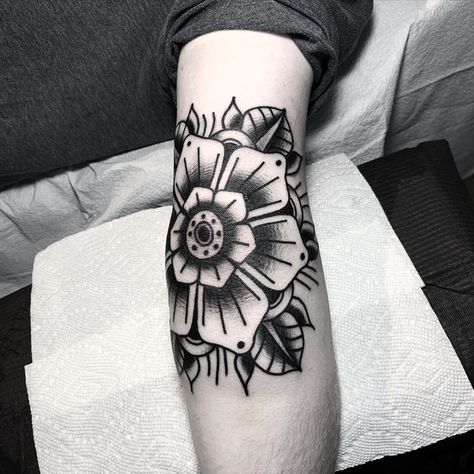 Gab Giroux | Tattoos on Instagram: “Elbow blaster from a while back !” Mandala Flower Elbow Tattoo, Elbow Frame Tattoo, Elbow Cap Tattoo, Traditional Elbow Tattoos For Women, Elbow Tattoo Flower, Elbow Flower Tattoos, Skull Elbow Tattoo, Upper Elbow Tattoo, Flower Elbow Tattoo