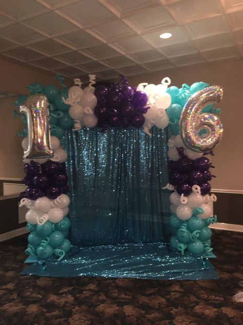 Sweet 16 Sweet 16 Centerpieces, Sweet 16 Party Decorations, Sweet 16 Themes, 16th Birthday Decorations, 16 Balloons, Sweet 16 Decorations, Sweet 16 Party, Christmas Crafts To Sell, Christmas Crafts For Kids To Make