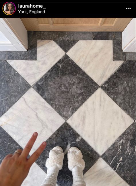 Outdoor Tile Entryway, Stone Tile Entryway, Entrance Floor Tiles, House Diys, Manifest 2024, Entryway Tile, Entryway Flooring, Natural Stone Tiles, Checkerboard Floor