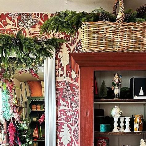 Lucketts Store on Instagram: "Love this festive photo from of the holiday house from last week! Dont forget to stop by Lucketts Store for all your last minute shopping and enjoy our charming grounds +photo ops!!! 10am-5pm daily 📷: thebookofbrunch #christmas #holidays #lucketts #luckettstore #leesburg #loudoun #fun #decor #interiors" St Louis Christmas, Galeries Lafayette Christmas, Lucerne Christmas Market, Stuttgart Germany Christmas Market, Dyker Heights Christmas Lights New York, Last Minute, Holiday Inspiration, Don't Forget, Tis The Season