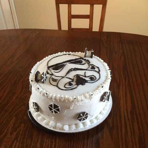 Storm Trooper, February 2015 Stormtrooper Party, Storm Trooper Cake, Star Wars Happy Birthday, Star Wars Birthday Cake, Star Wars Theme Party, 10 Birthday Cake, Star Wars Cake, Star Wars Birthday Party, Stars Wars